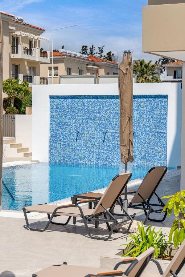 Adolina Apartments By Ezoria Villas Pafos Zewnętrze zdjęcie