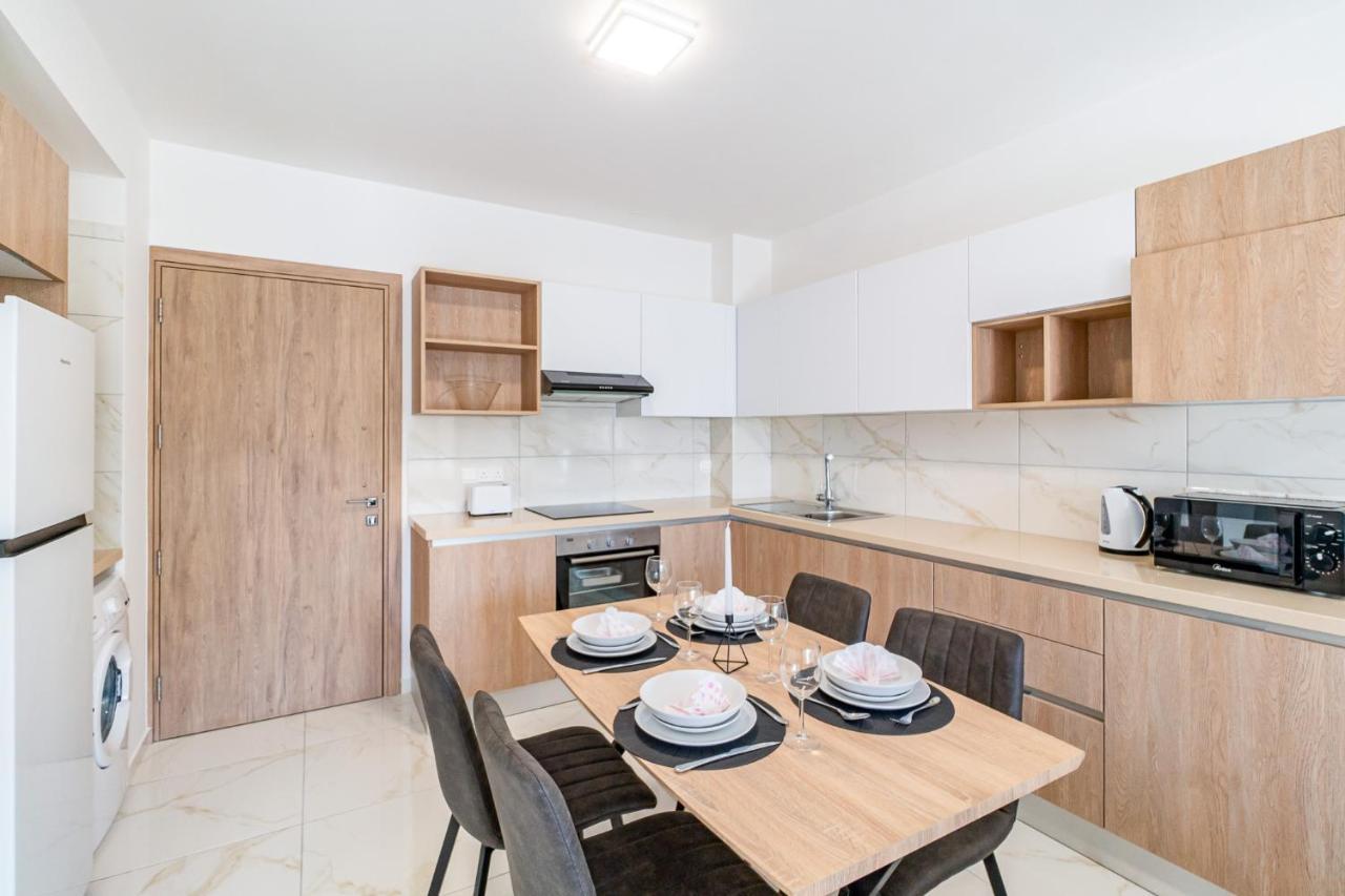 Adolina Apartments By Ezoria Villas Pafos Zewnętrze zdjęcie