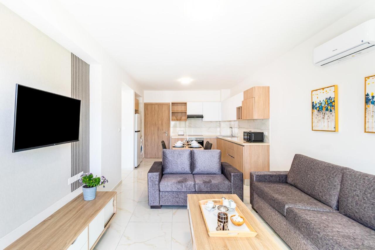Adolina Apartments By Ezoria Villas Pafos Zewnętrze zdjęcie