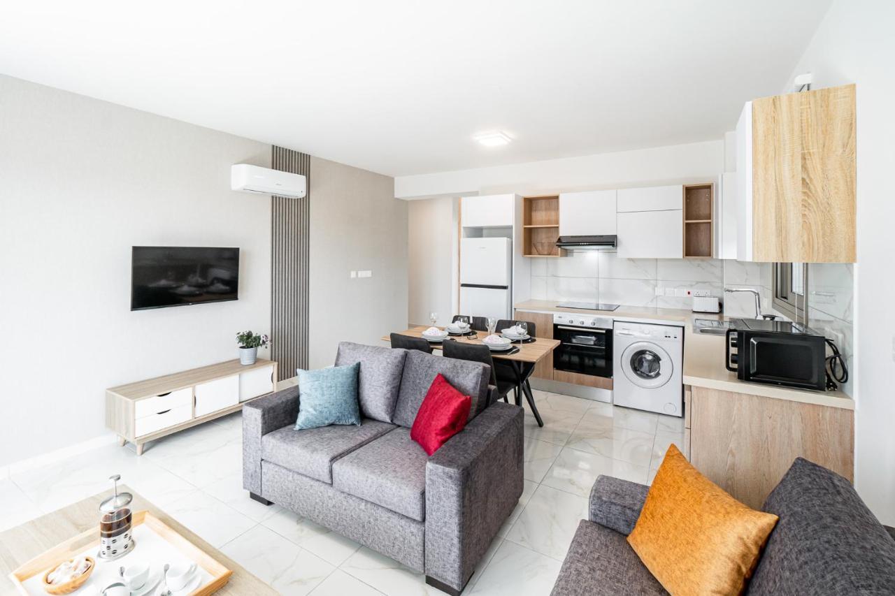 Adolina Apartments By Ezoria Villas Pafos Zewnętrze zdjęcie